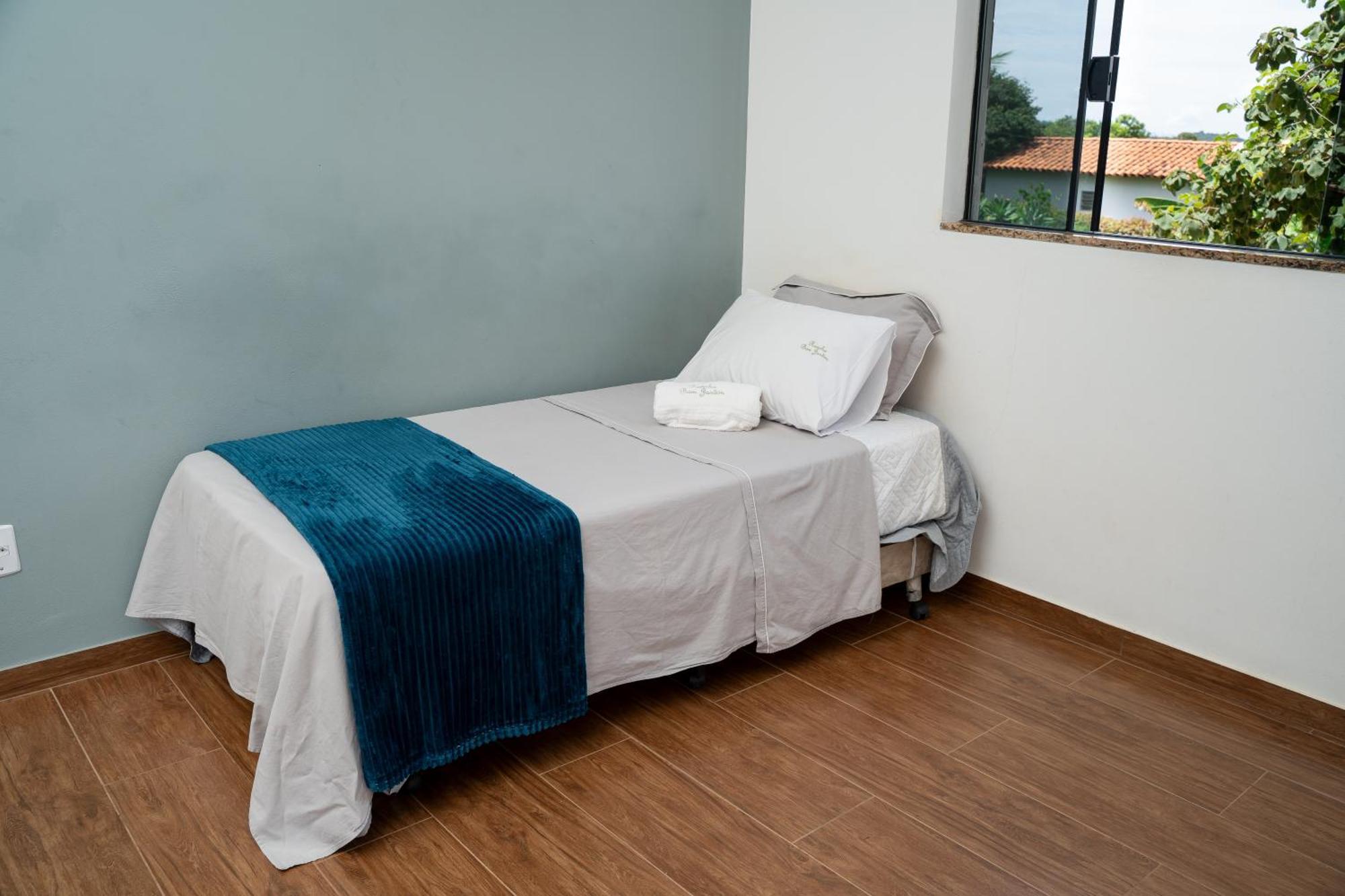 Casa Com Piscina Vista Para Lago, 03 Quartos Confortaveis Capitólio Εξωτερικό φωτογραφία