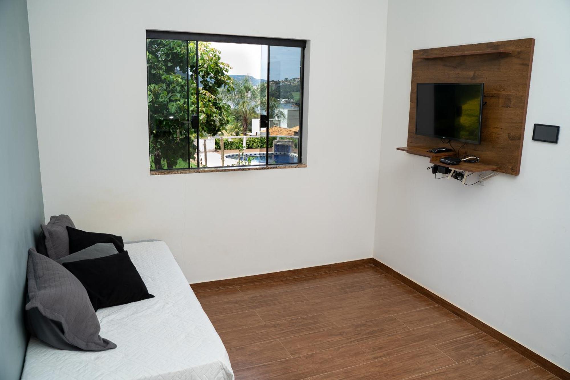 Casa Com Piscina Vista Para Lago, 03 Quartos Confortaveis Capitólio Εξωτερικό φωτογραφία